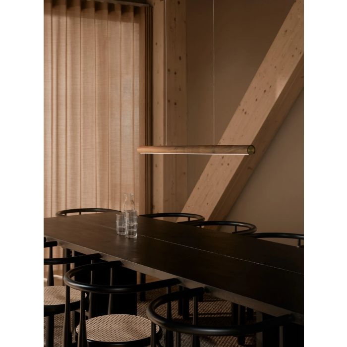 Akeno pendelskinne, 115 cm, mørkt tre / messing, Dimbar LED