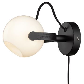 D.C Opalic vegglampe, diameter 12 cm, Sort / Opalhvitt glass