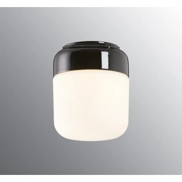 Ohm 140/170 tak-/vegglampe, E27 IP44, Matt opalhvitt glass